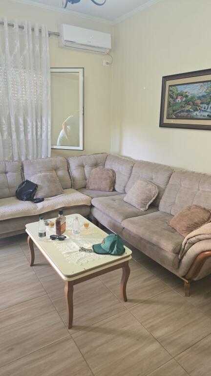 Jepet me qira apartament 1+1