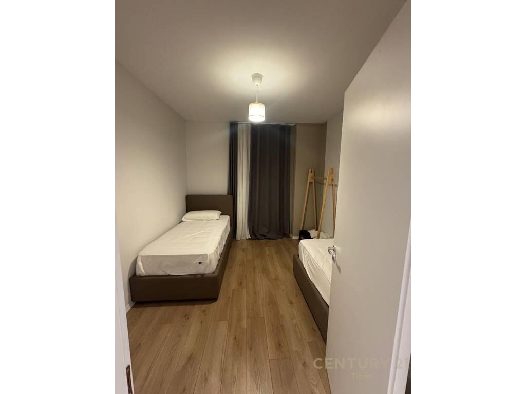 JEPET APARTAMENT 2+1+Post Parkimi PER QIRA TEK UNIVERS CITY! 550 € /Muaj