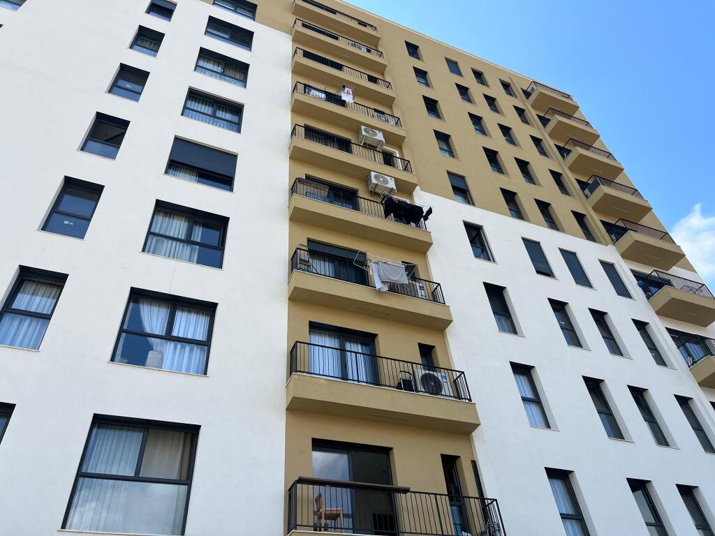 SHITET APARTAMENT 2+1 TEK PORCELANI TIRANE