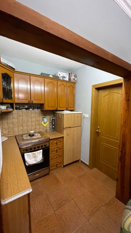 Jepet Me Qera Apartament 1+1+1 Ballkon