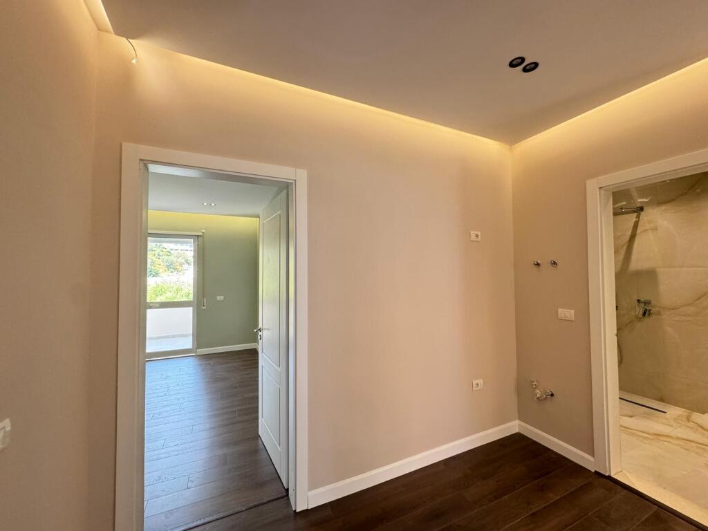 🏡 Qera Apartamet 2+1+2 📍Kopshti Botanik, Rruga Selita Vjeter💶Cmimi 55.000 Leke/ muaj