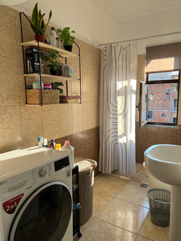 Apartament 1+1 per shitje, Myslym Shyri