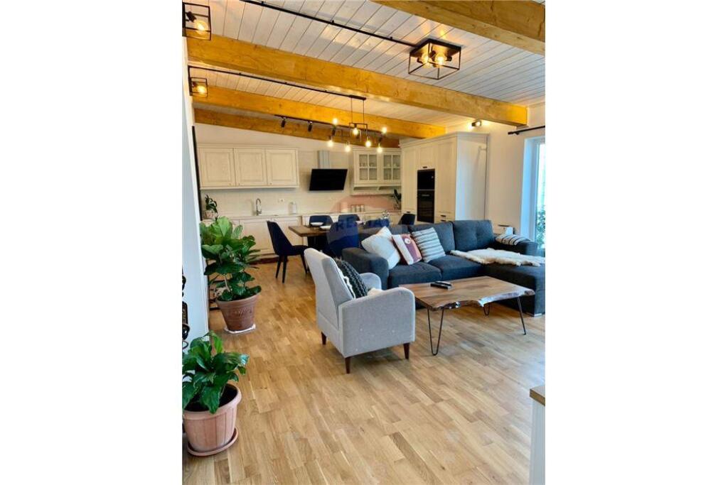 SUPER APARTAMENT 2+1+ PARKIM PER QIRA TEK LIQENI