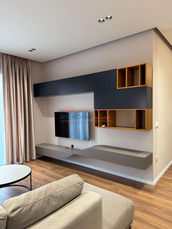Apartment 1+1 for rent near the Red School in Tirana