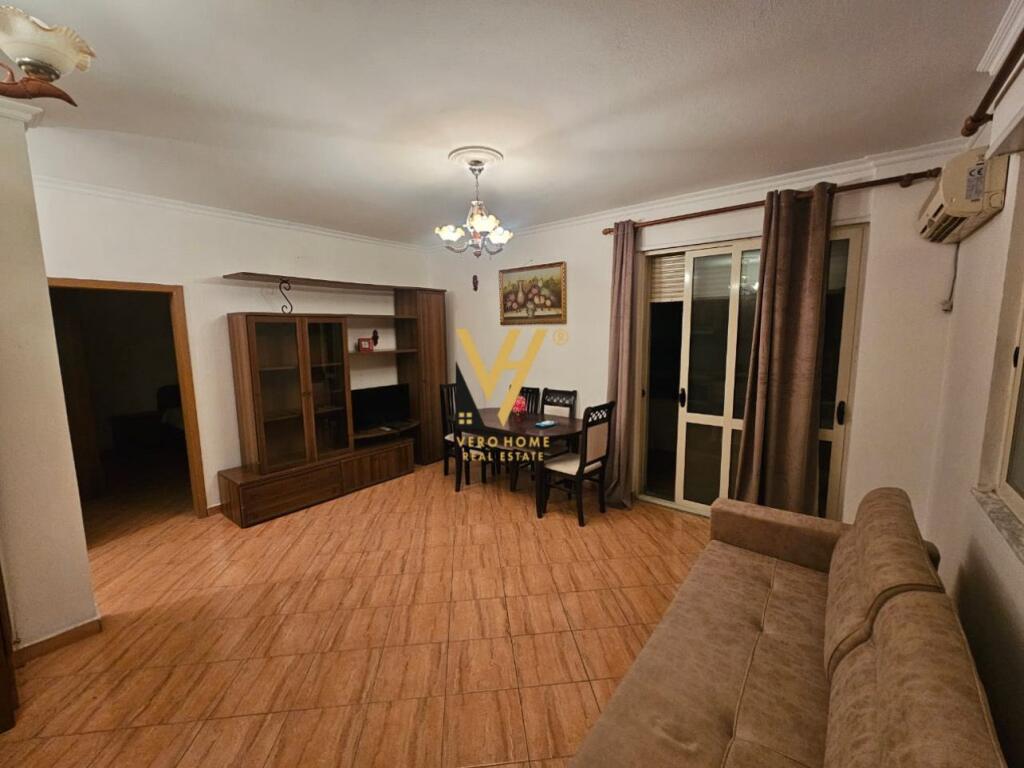 SHITET APARTAMENT 1+1 NE GOLEM 82.300 EURO