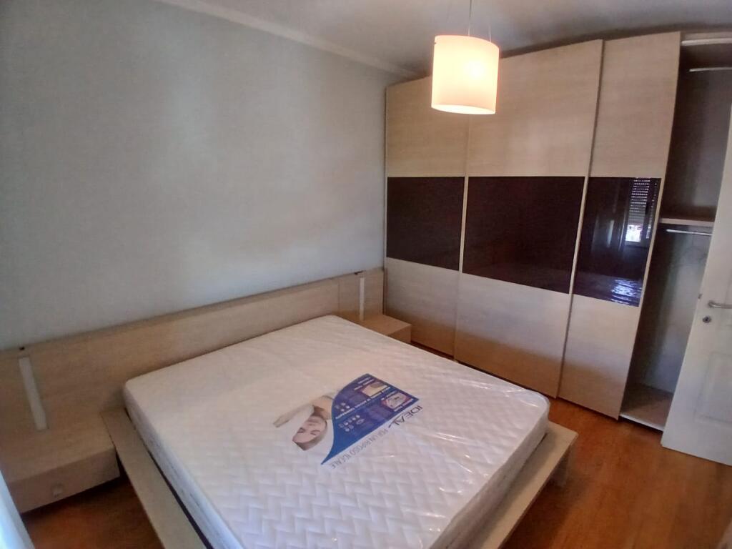 Jepet me qira apartament 2+1 në Zogun e Zi