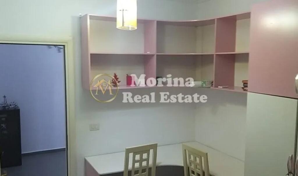 Qera, Apartament 3+1 , Selvia, 800 Euro/Muaj