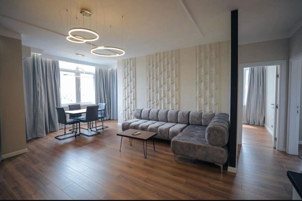 APPARTAMENTO 2+1+2 IN VENDITA - EX ESPOSIZIONE