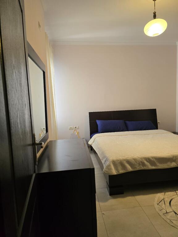 Apartament 2+1+2 me qira tek Rr. Rrapo Hekali