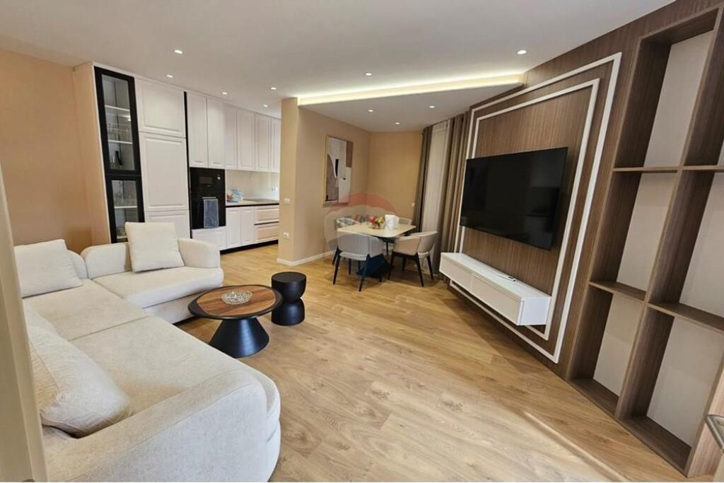 Via Durrës, Appartamento 2+1+2+Parcheggio in Vendita !