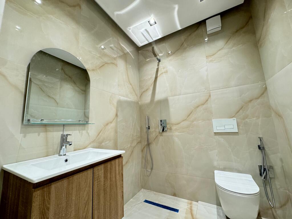 Apartament me qera 2+1+2 Kopshti Botanik