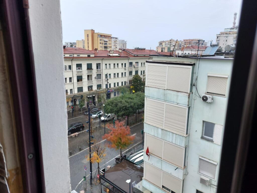 Appartamento 3+1 in vendita Boulevard Deshmoret e Kombit 