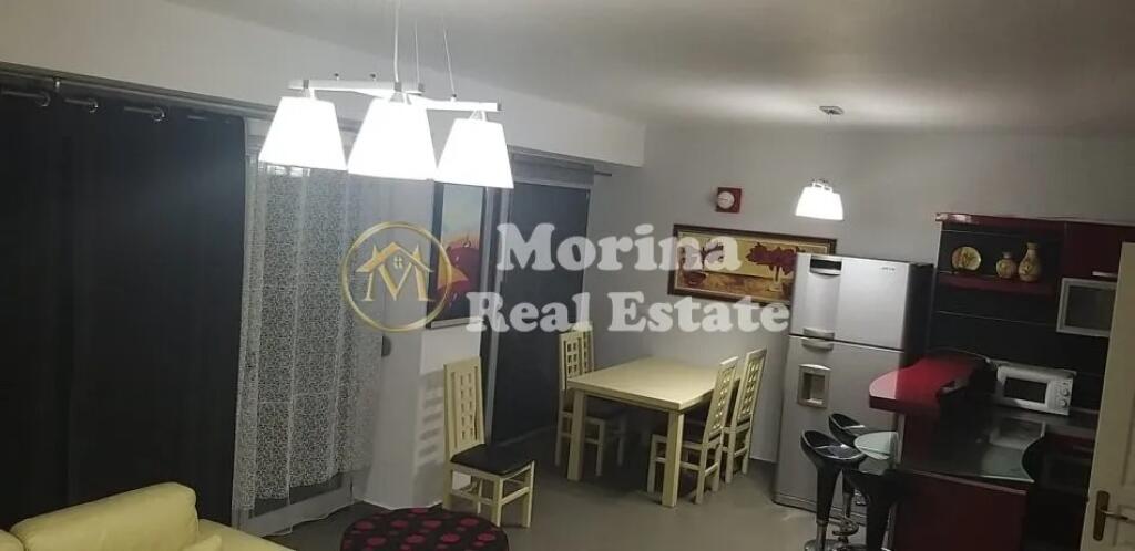 Qera, Apartament 3+1 , Selvia, 800 Euro/Muaj