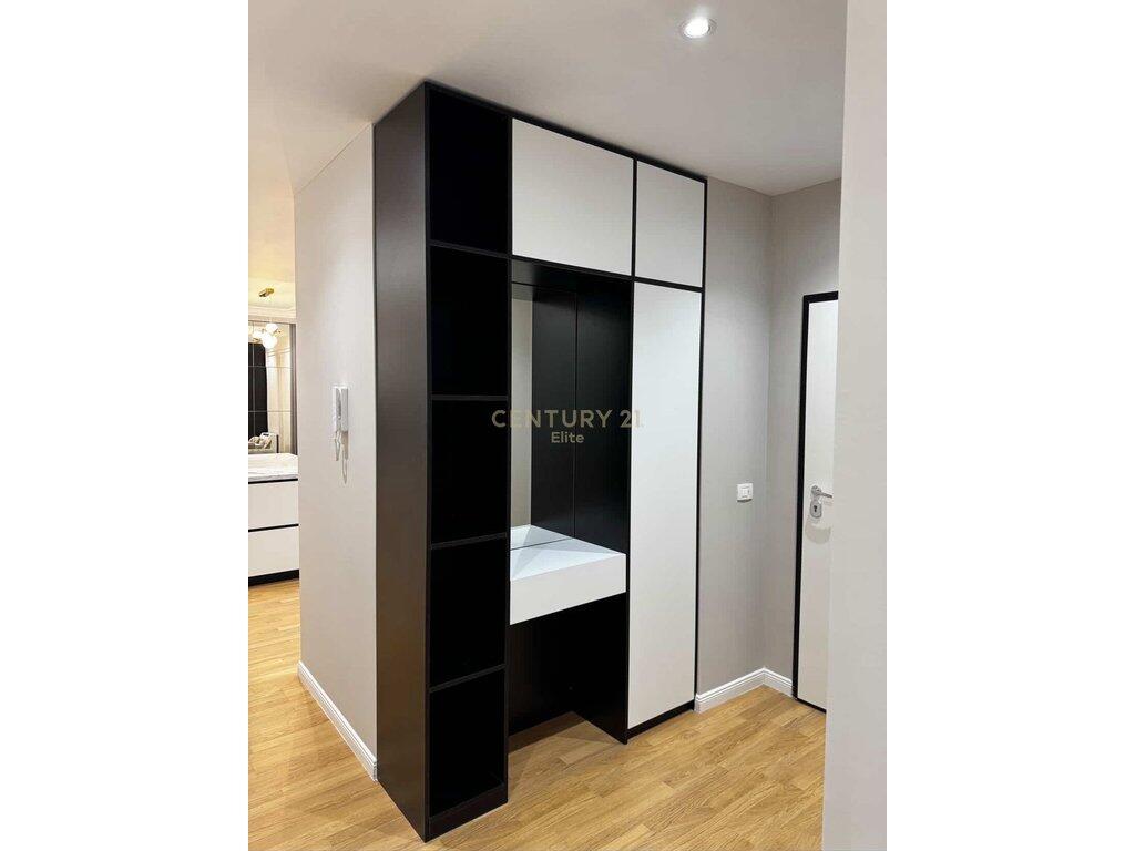Affitto, Appartamento 3+1+2, Fiori di Bosko 1,300 €