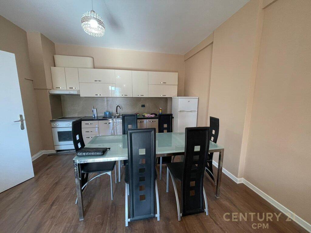Apartment 2+1 for rent in Astir near Artisiti bar!