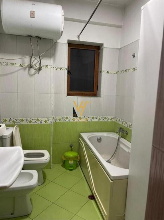 JEPET APARTAMENT 3+1+2+BLK ME QIRA TEK FABRIKA E MIELLIT 650 EURO