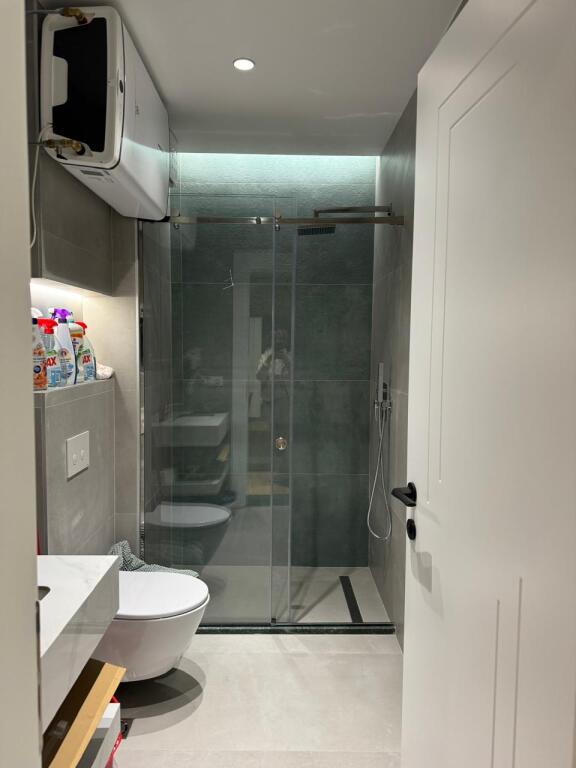 Jepet Apartament me qera