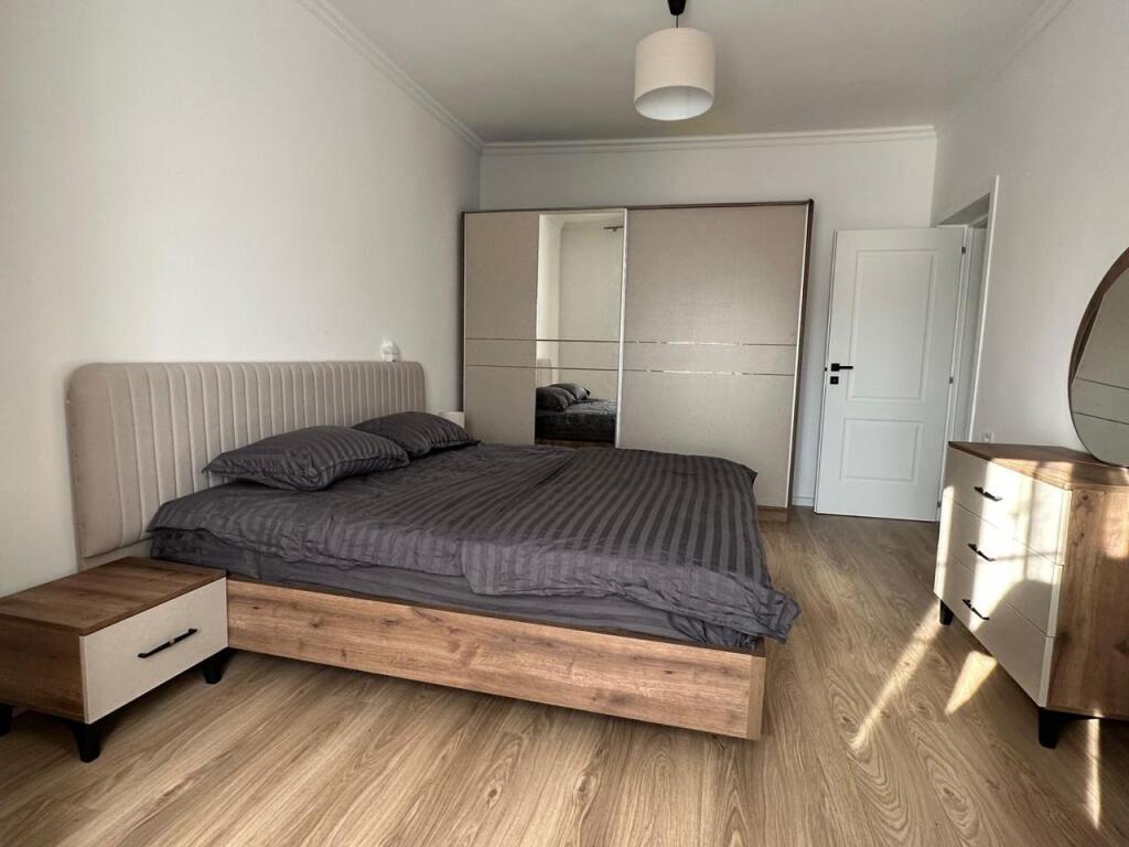 Apartament 1+1 per shitje, Myslym Shyri