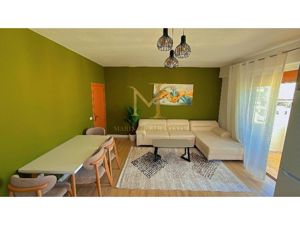 Shitet Apartament 2+1 i investuar, plazh Hekurudha !