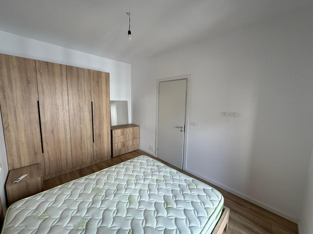 🏡 Jepet me qira apartament 1+1 📍Pranë Shkollës së Kuqe💶 Çmimi: 650 €