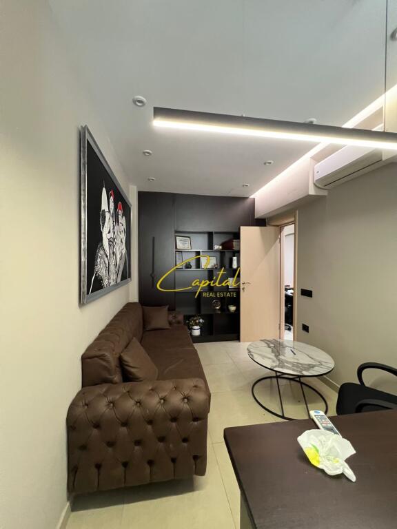 OFFICE FOR RENT 30 M2 MYSLYM SHYRI STREET 60,000 LEKE