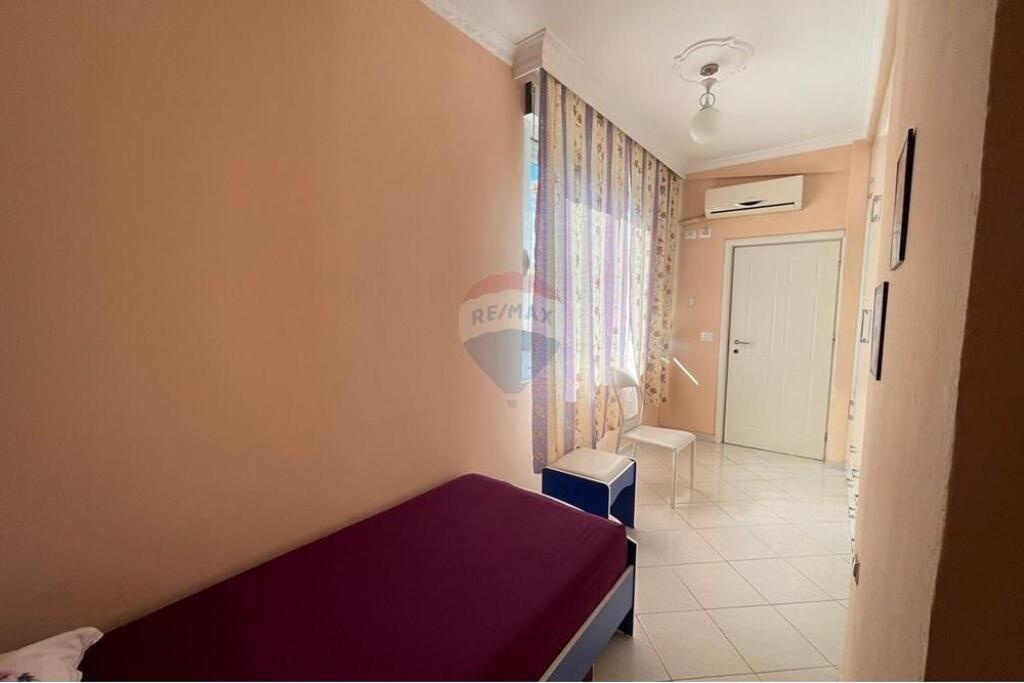 Apartment 2+1 for rent in Bllok!
