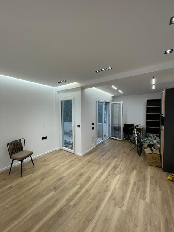 Office for rent near Radison hotel at Dry Lake