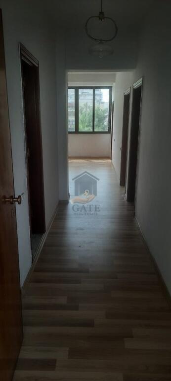 Shitet, Apartament 2+1, Stacioni i Trenit, Durres