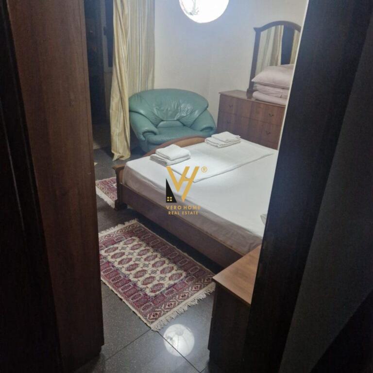 PRIVATE HOUSE FOR RENT ON BESA STREET 50,000 LEKE