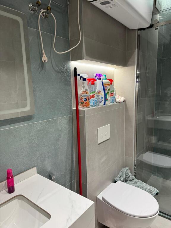 Jepet Apartament me qera