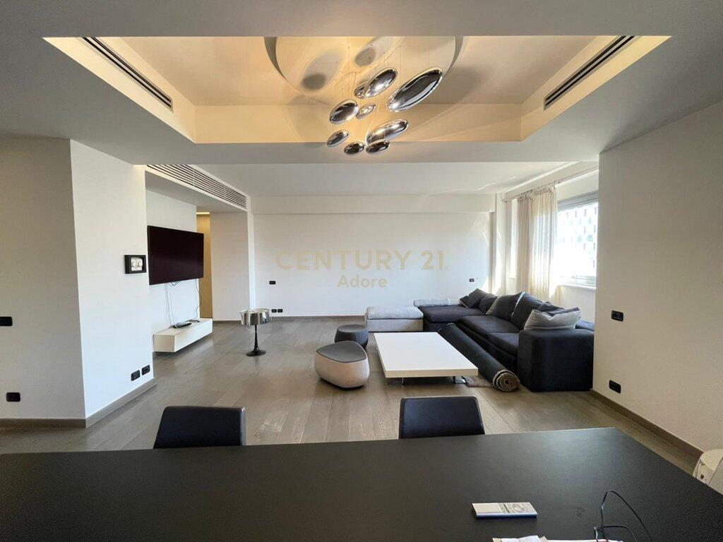 APARTMENT FOR RENT FOR OFFICE AT TORRE DRINI, IN THE CENTER OF TIRANA
