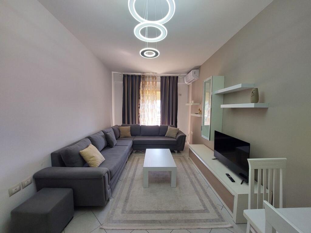 Appartamento 2+1 in affitto a Vlora