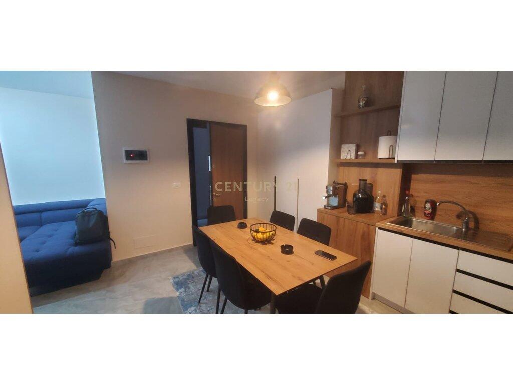 House 2+1 for sale at Tom Doshi Residence