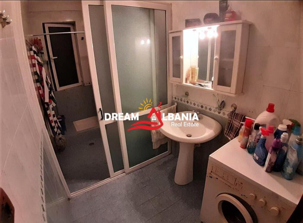 Apartament 3+1 me qera tek Mine Peza prane Prokurorise ne Tirane (ID 4231475)