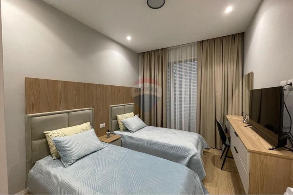 Apartament - Për Qira - Rruga Hamdi Garunja, Tiranë