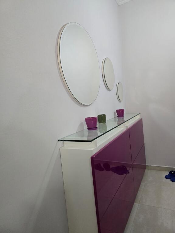Apartament 2+1+2 me qira tek Rr. Rrapo Hekali
