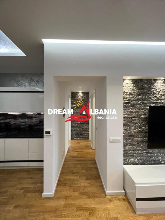 Apartament 2+1+Garazhd ne shitje tek Kopshti Botanik prane Xhamise se Selites ne Tirane (ID 41211394)