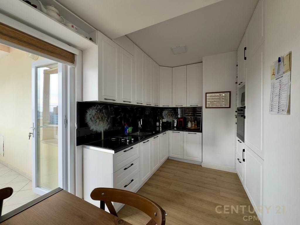 APARTAMENT MODERN 2+1+2 PRANE BULEVARDI RI!