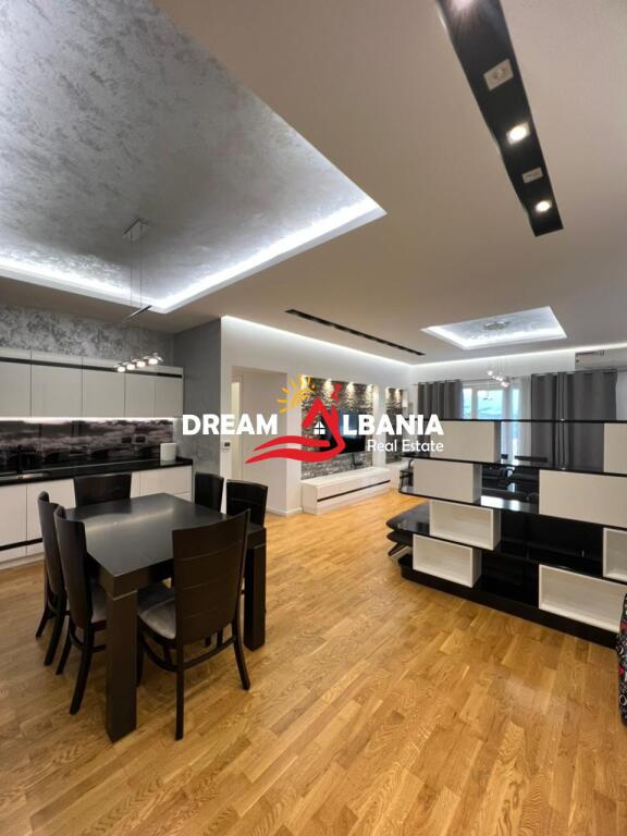 Apartament 2+1+Garazhd ne shitje tek Kopshti Botanik prane Xhamise se Selites ne Tirane (ID 41211394)