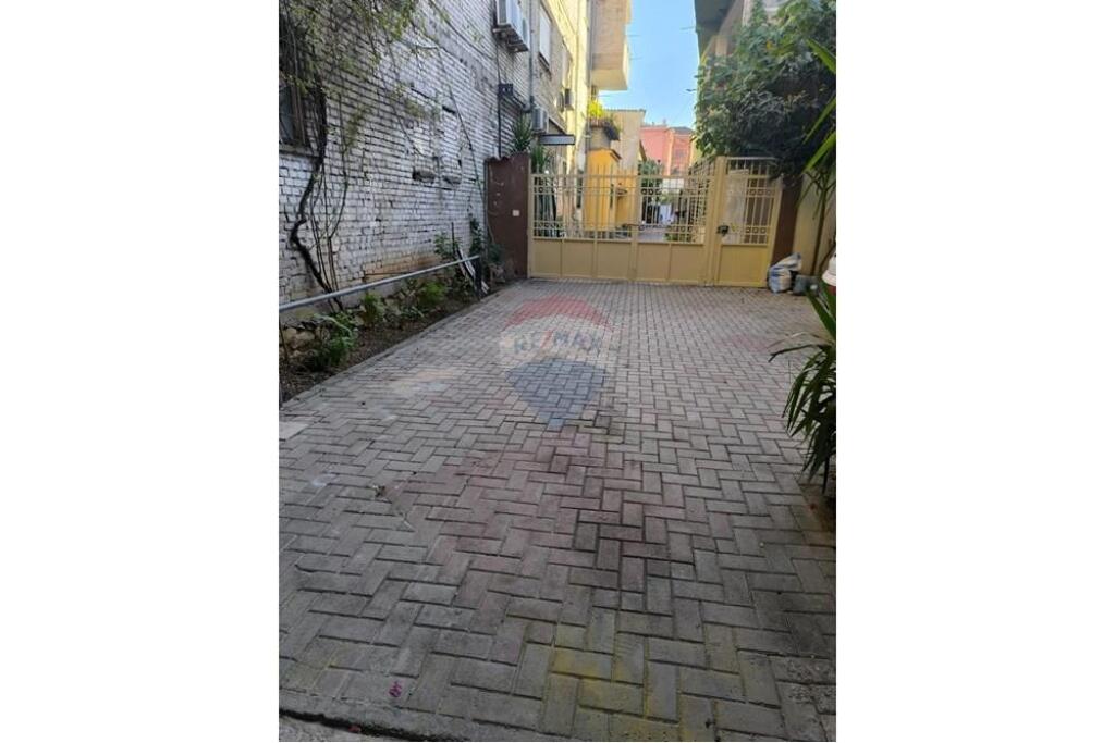 Magazzino in Affitto – Via Siri Kodra