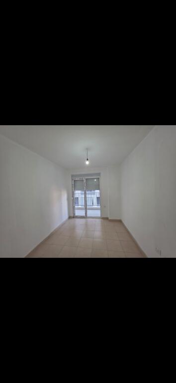 5 Maji Jepet Apartament 3+1+2 Me Qera Bosh