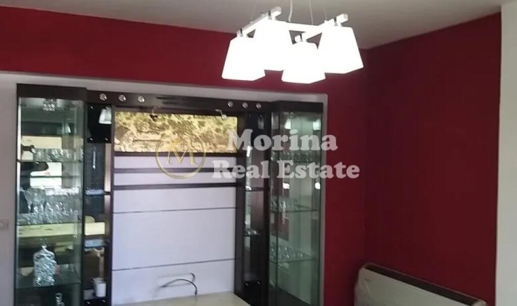 Qera, Apartament 3+1 , Selvia, 800 Euro/Muaj