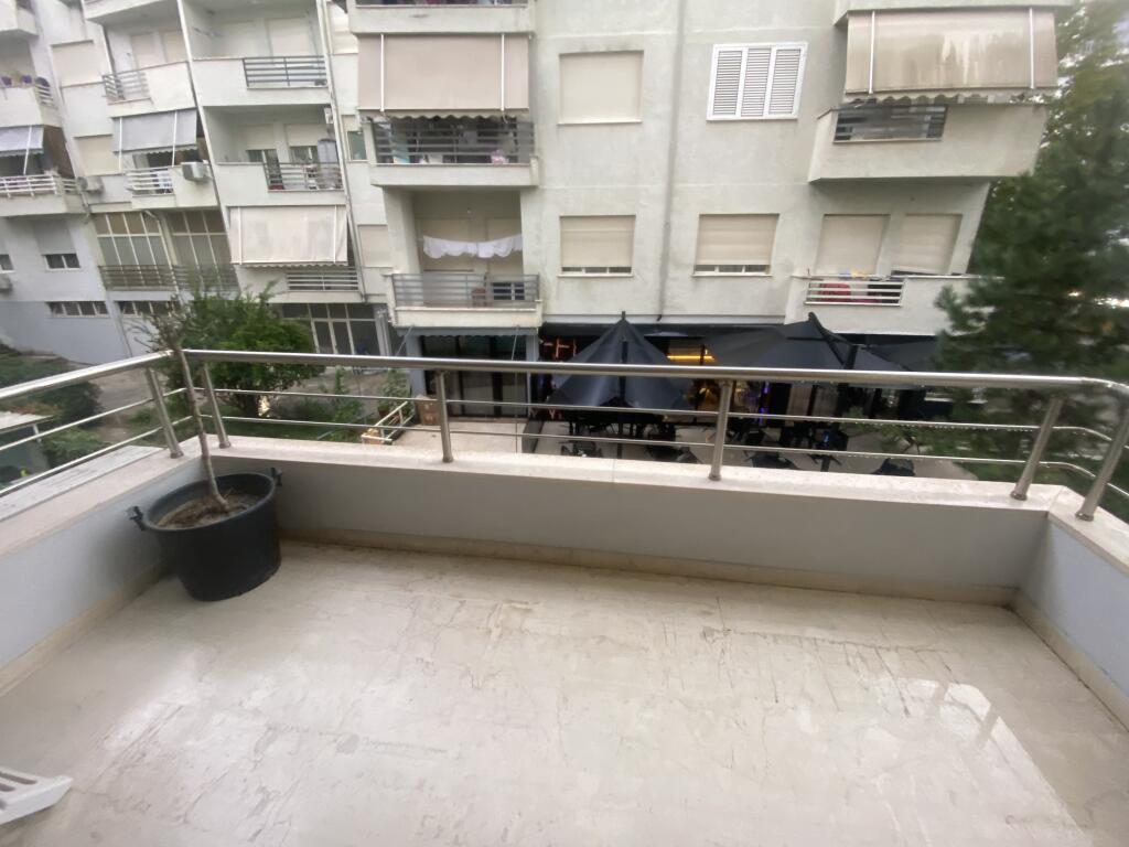 1+1, arredato presso l'hotel radison, lago secco, 600 euro