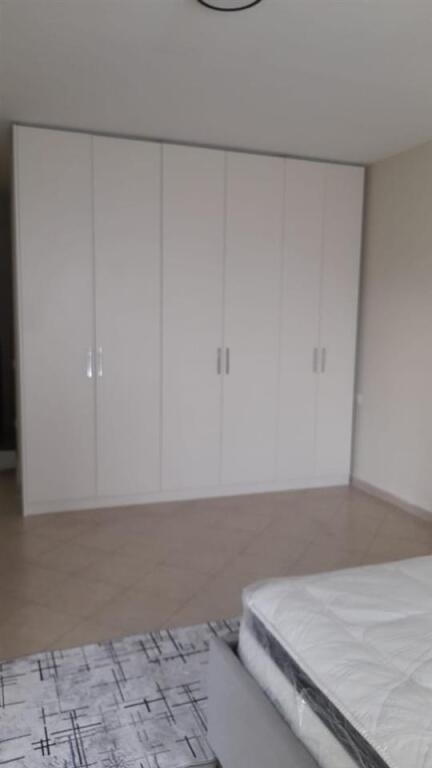 Jepet me qira apartament 2+1+1 ASTIR KOMPLEKSI FRATARI 550€