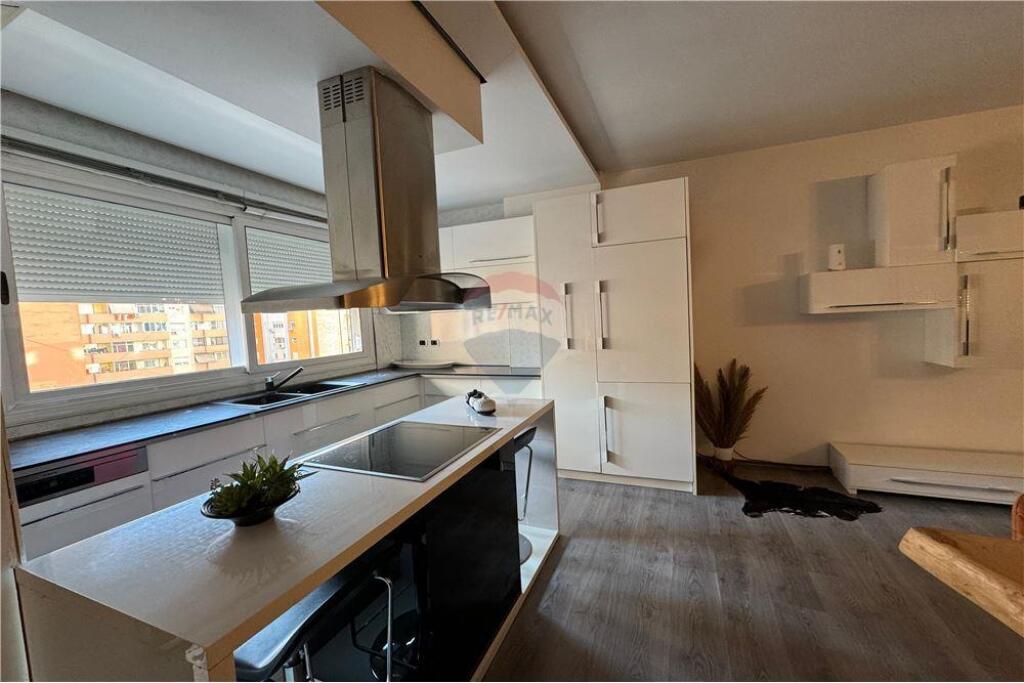 Apartament 2+1 per qira, Komuna e Parisit