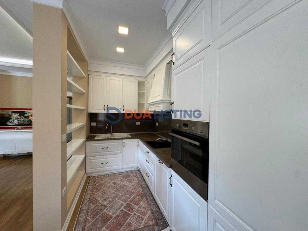 FOR RENT APARTMENT 2+1+2 WITH PARKING SPOT AT DRY LAKE !!