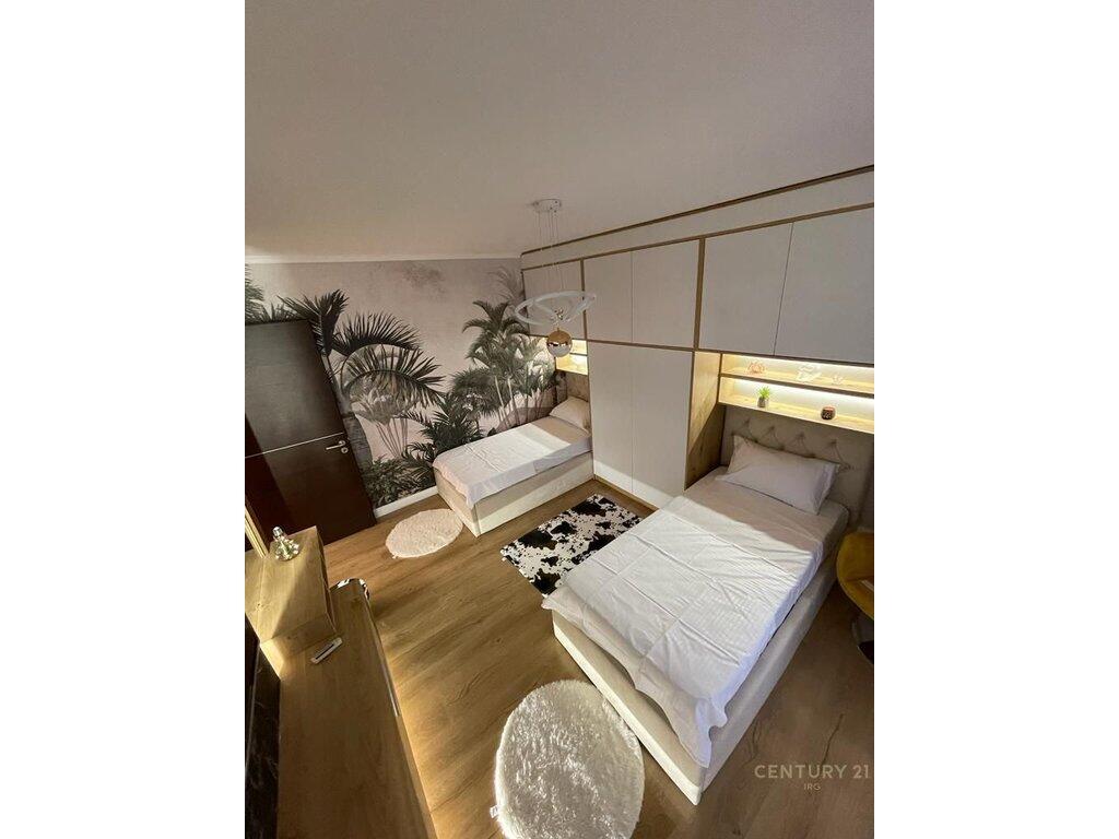Appartamento 2+1 in affitto a Tirana e Re 650 € /Mese