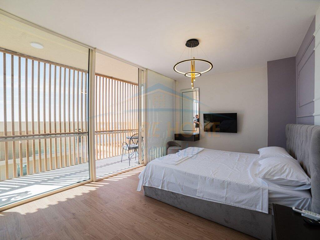 VILLE INDIVIDUALI IN VENDITA A GREEN COAST 1, PALASE
