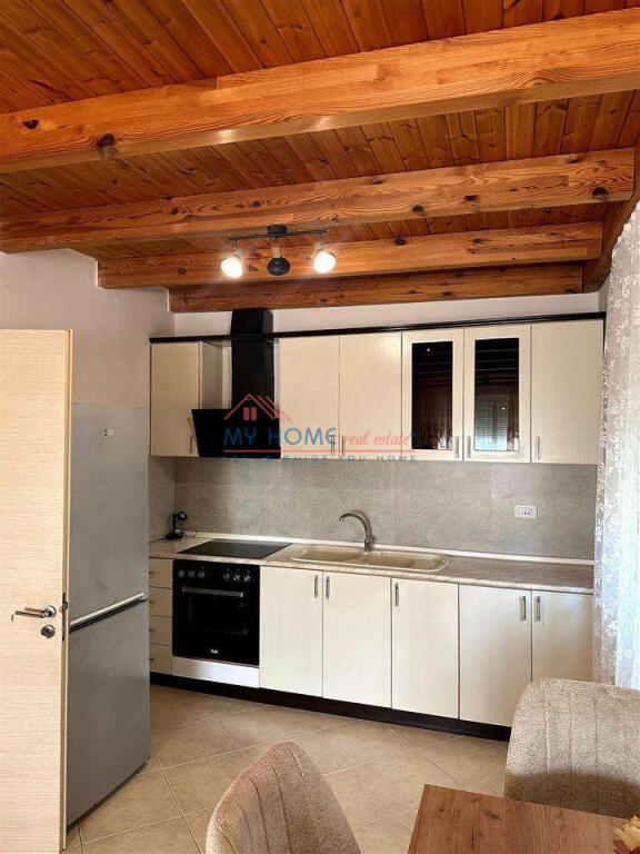 Apartament 2+1 me Qira ne Fresk Tirane