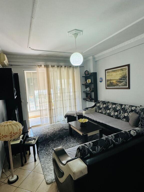 Affittasi 2+1+1 ASTIR AL BAR ARTISTI 550€